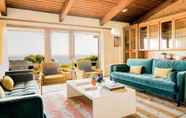 Common Space 6 Cliffridge by Avantstay Lush Malibu Hills Estate w/ Breathtaking Ocean Views