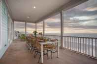 Common Space Poseidon By Avantstay On The Beach! Two Ocean Facing Balconies & Hot Tub