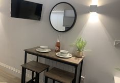 Others 3 Luxury Apartment in the Heart of Windsor