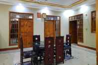 Lobby Elegant Guest House Karachi