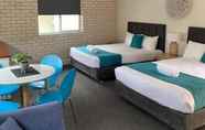 Kamar Tidur 6 Beach Park Motel