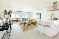 พื้นที่สาธารณะ Avalon I by Avantstay Contemporary San Diego Condo w/ Large Patio