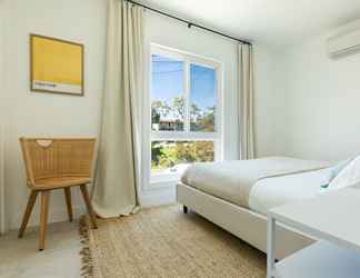 Bedroom 2 Avalon I by Avantstay Contemporary San Diego Condo w/ Large Patio