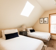 ห้องนอน 2 Sage by Avantstay Cozy & Chic Cabin-duplex w/ Large Patio