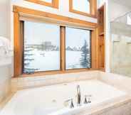 Phòng tắm bên trong 2 Adams Ranch Retreat by Avantstay Free Shuttle 2 Mountain Village & Telluride Ski Resort!