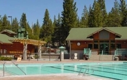 Swimming Pool 6 Black Bear by Avantstay Spacious Viking Lodge in Tahoe Donner w/ Game Room & Hot Tub!