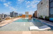 Swimming Pool 7 Parish by Avantstay Brand New Condo in Austin w/ Amazing Amenities!