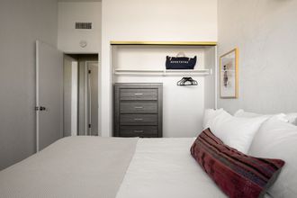 寝室 4 Lovegrass by Avantstay Desert Haven w/ Stunning Patio w/ Ping Pong!