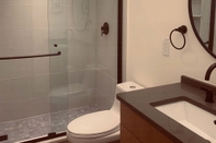 Toilet Kamar Manitou Riverhouse 115 by Avantstay Spacious Condo in the Centre of Telluride