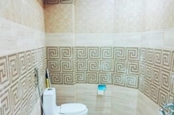 Toilet Kamar Dream Night Hotel