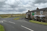 Exterior Milecastle Inn on Hadrian's Wall Near Haltwhistle