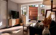 Lain-lain 3 Stylish 1 Bedroom Flat in Clapton