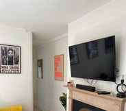 Lainnya 3 Rustic 2 Bedroom Flat in Brixton