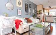 Others 2 Serene 1 Bedroom Flat in Clapton With Balcony