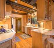 ห้องนอน 4 Musketeer by Avantstay Family Friendly Home In Tahoe Swiss Village!