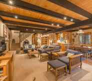 อื่นๆ 2 Musketeer by Avantstay Family Friendly Home In Tahoe Swiss Village!