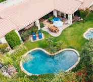 Tempat Tarikan Berdekatan 2 Firefly by Avantstay Spacious Backyard w/ Pool& Hot Tub! Lic-067218, 5 bd