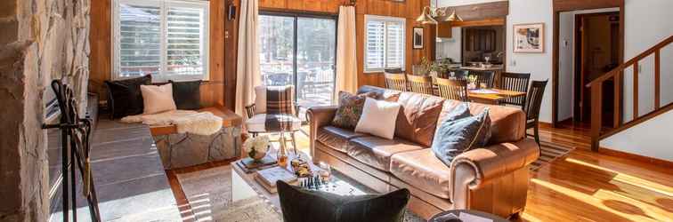 Sảnh chờ Polaris by Avantstay Woodsy Tahoe Cabin With Spacious Deck Close to Lake