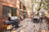 Ruang Umum Polaris by Avantstay Woodsy Tahoe Cabin With Spacious Deck Close to Lake