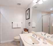 In-room Bathroom 7 Etta Place 5 by Avantstay Ski In/ Ski Out Unit w/ Views of the Valley!