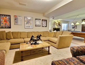 Lobi 2 Luxury Townhome at the Canyons by Avantstay Located in Historic Park City w/ Hot Tub