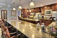 Bar, Kafe dan Lounge Luxury Townhome at the Canyons by Avantstay Located in Historic Park City w/ Hot Tub