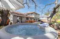 Entertainment Facility Jasmine by Avantstay Entertainers Paradise w/ Hot Tub, Pool Table & Large Patio