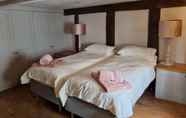 ห้องนอน 3 Remarkable 4-bed Cottage in Cearleon