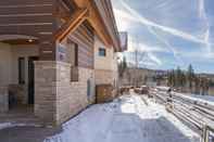 Exterior Telemark B by Avantstay Ski In/ Ski Out at the Heart of Mountain Village!