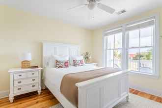 Bedroom 4 Sand Dune & Sea Shell by Avantstay Gorgeous 2 Home Rental w/ 12 BRs
