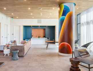 Lobby 2 Shores by Avantstay Brand New Condo in Austin w/ Amazing Amenities