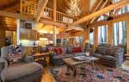 Lobi 2 Snowdrift Cabin by Avantstay Breathtaking Home w/ Prime Ski Access & Hot Tub