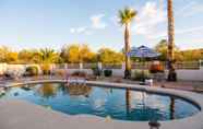 Swimming Pool 6 Sonoran by Avantstay Roomy Getaway w/ Pool, Rooftop Deck & Amazing Desert Views