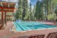 Hồ bơi Sierra by Avantstay Ski In/ Ski Out! Near Truckee w/ Access to Northstar Resort Community