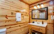 In-room Bathroom 4 Sycamore by Avantstay Spectacular Mountain Home w/ Indoor Pool, Hot Tub, Home Theatre & Fire Pit!