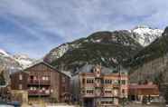Exterior 7 Ore Station 2 by Avantstay Modern Oasis in the Heart of Telluride w/ Hot Tub