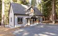 Exterior 2 Sweet Pine by Avantstay Cozy Character Cottage in Tahoma!