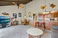 Bar, Cafe and Lounge Nohea by Avantstay Maui Kamaole Resort Condo w/ Balcony, Pool & Near Beach