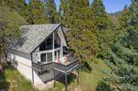 Exterior The Matterhorn Manor by Avantstay Harry Potter Inspired A-frame Home w/ Hot Tub & Views