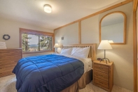 Bedroom Hawk's Eye by Avantstay Cozy Condo w/ Views & Access to Northstar Resort Community