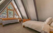 Bedroom 7 Dancing Bear by Avantstay Newly Remodeled A Frame in Talmont Access To Lake Tahoe Park Association