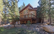 Exterior 6 Sawtooth by Avantstay Spacious Pine Tree Cabin w/ Hot Tub