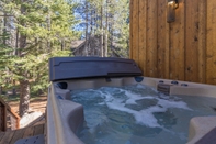 Entertainment Facility Sawtooth by Avantstay Spacious Pine Tree Cabin w/ Hot Tub