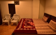 Kamar Tidur 4 Continental Guest House