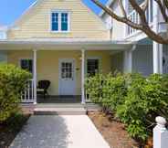 Others 3 Key West Casa by Avantstay Communal Pool BBQ & Patio Near Duval Street Week Long Stays Only