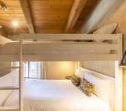 Bedroom 7 Lodgepole by Avantstay Spacious Retreat, 5 Mins From Lake Tahoe + Incline Village