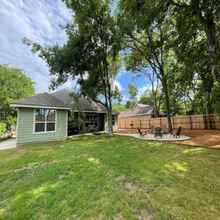 Exterior 4 Cherry Street Cottage RR 1072