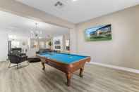 Entertainment Facility LA Mirada Modern Luxury Pool Retreat - Full Kitchen Jacuzzi 4 Bedrooms Trails Parks