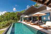 Phòng ngủ Dreamy Jungle Ocean-view Luxury Villa w Pool