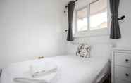 Others 2 Spacious 4 Bedroom Apartment in Bethnal Green